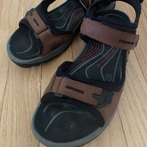 Ecco sandals